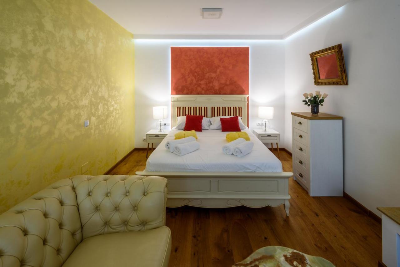 Ultracentral Luxury Apartment Клуж-Напока Екстериор снимка